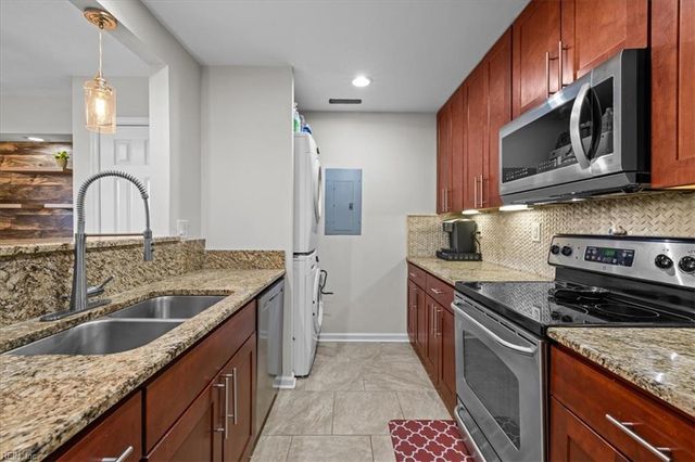 4920 Adelia DR, Virginia Beach, VA 23455