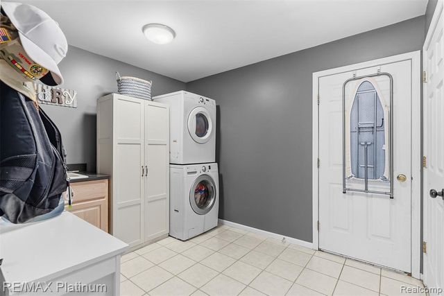 52655 Chestnut Grove Lane, Utica, MI 48316