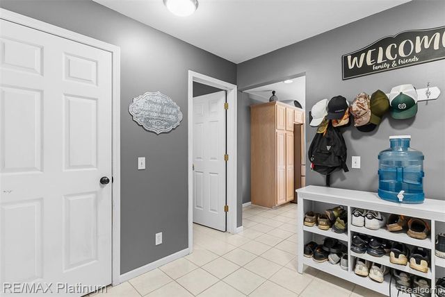 52655 Chestnut Grove Lane, Utica, MI 48316