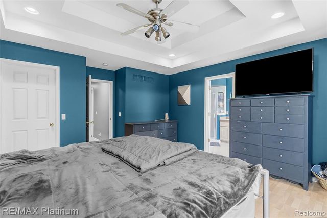 52655 Chestnut Grove Lane, Utica, MI 48316