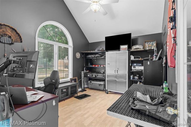 52655 Chestnut Grove Lane, Utica, MI 48316