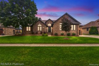 52655 Chestnut Grove Lane, Utica, MI 48316