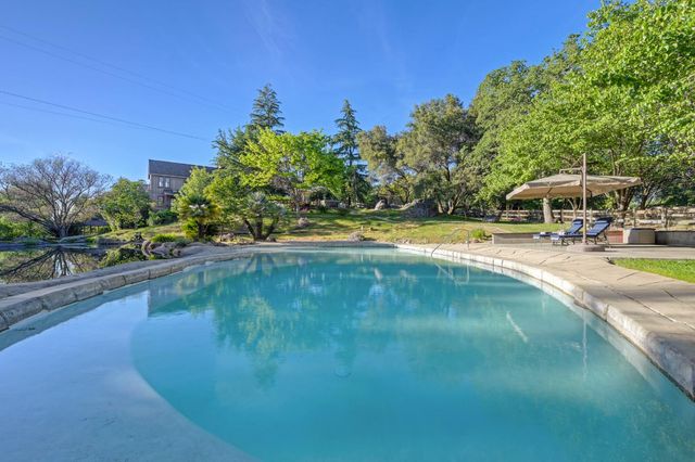 9475 King Rd, Loomis, CA 95650