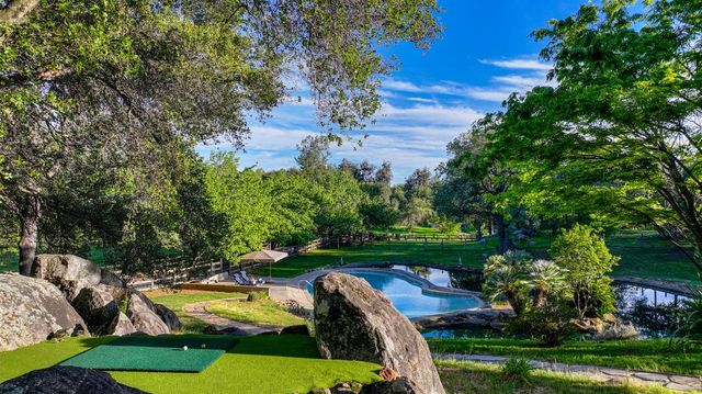 9475 King Rd, Loomis, CA 95650