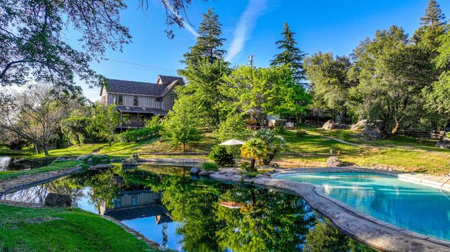 9475 King Rd, Loomis, CA 95650