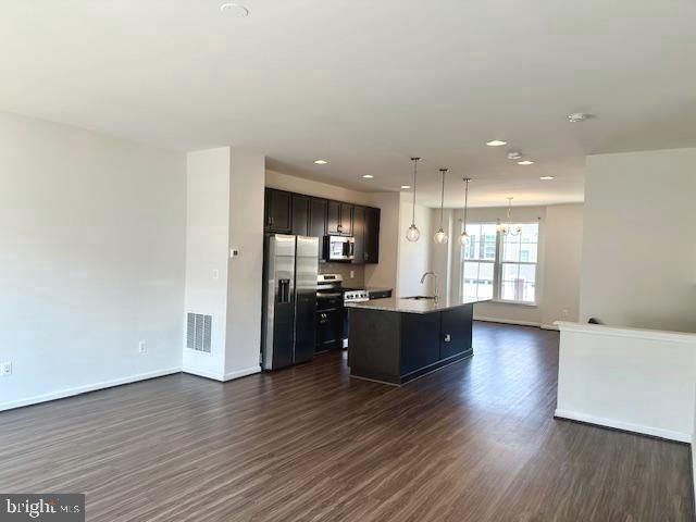 8177 AGNES LN, Manassas, VA 20110