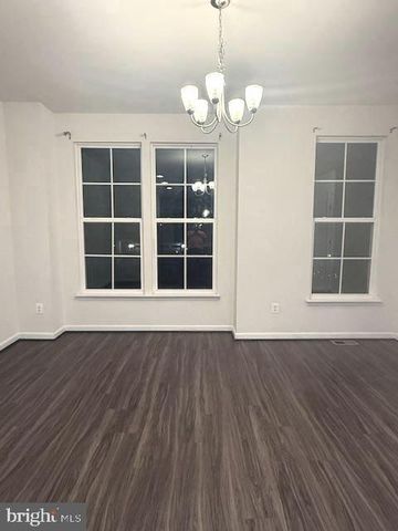 8177 AGNES LN, Manassas, VA 20110