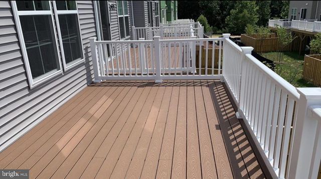 8177 AGNES LN, Manassas, VA 20110