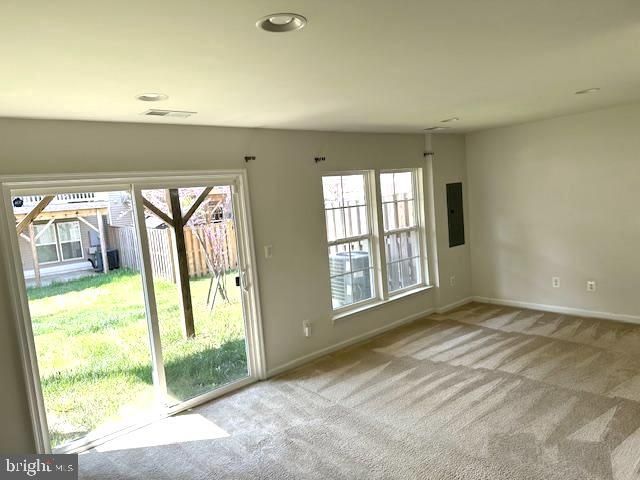 8177 AGNES LN, Manassas, VA 20110