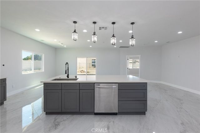 26826 Silver Lakes Parkway, Helendale, CA 92342