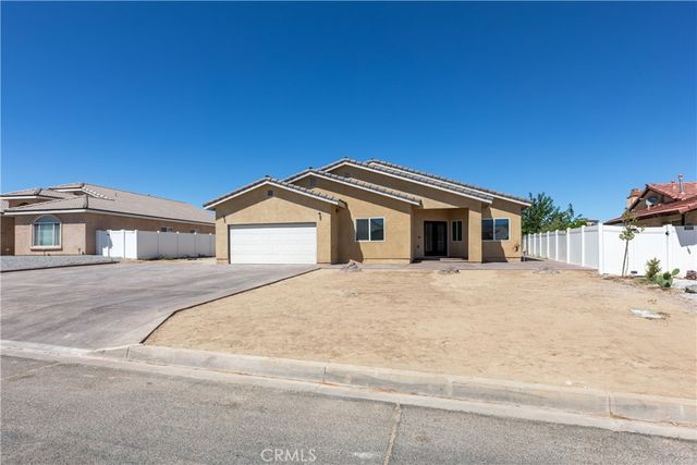 26826 Silver Lakes Parkway, Helendale, CA 92342