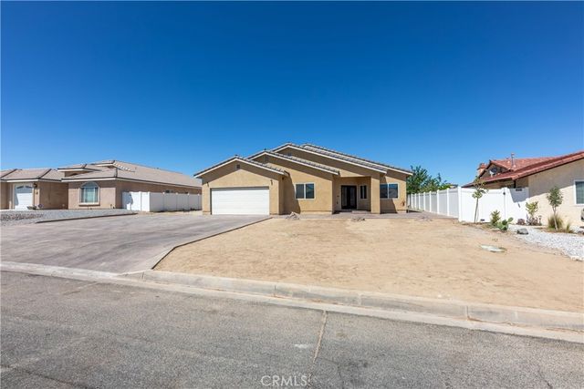 26826 Silver Lakes Parkway, Helendale, CA 92342