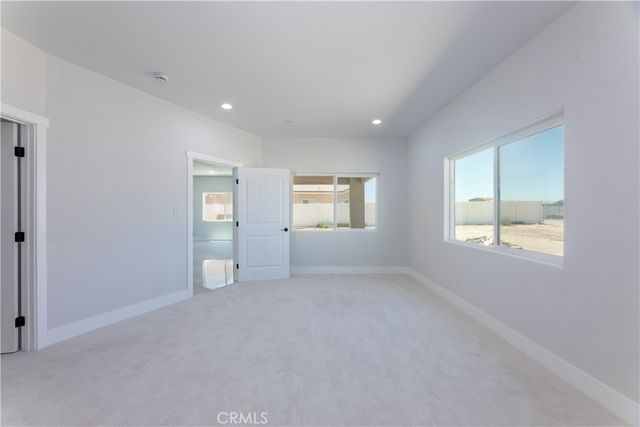 26826 Silver Lakes Parkway, Helendale, CA 92342