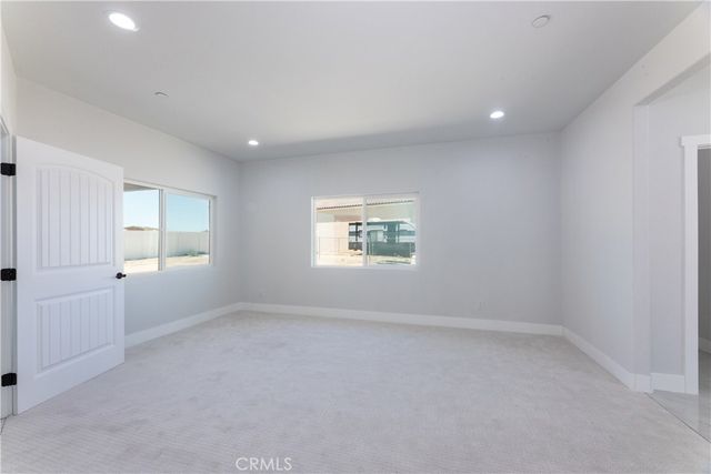 26826 Silver Lakes Parkway, Helendale, CA 92342