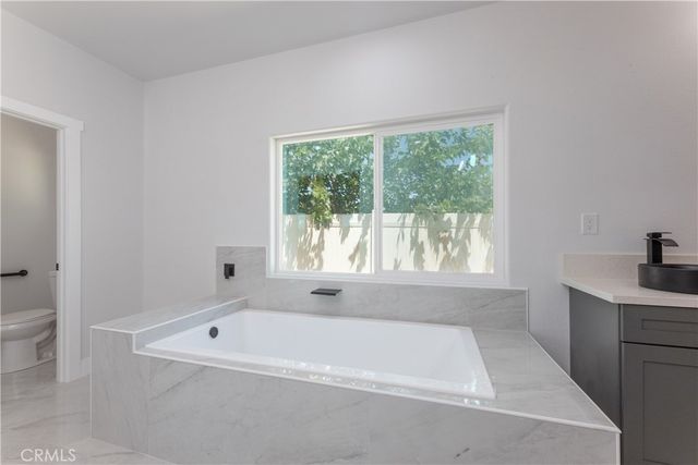 26826 Silver Lakes Parkway, Helendale, CA 92342
