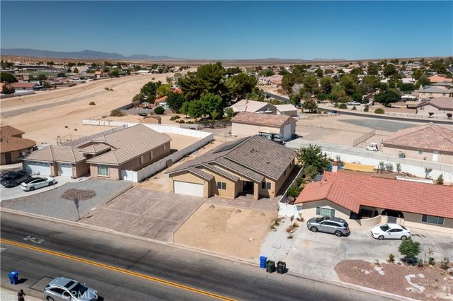 26826 Silver Lakes Parkway, Helendale, CA 92342