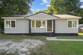 821 Sandalwood Drive, Fayetteville, NC 28304