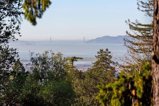 1106 Cragmont Ave, Berkeley, CA 94708