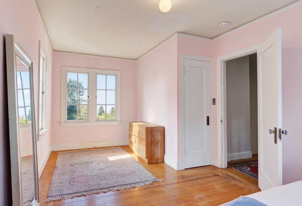 Image 17 of property listing at 1106 Cragmont Ave, Berkeley, CA 94708