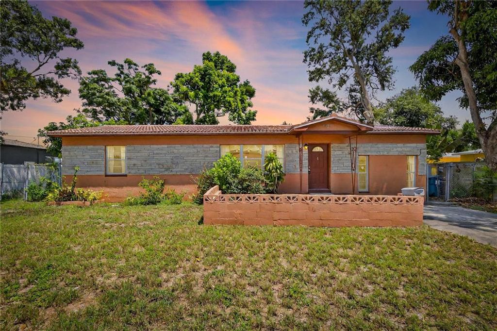 3527 28TH AVENUE S, St Petersburg, FL 33711