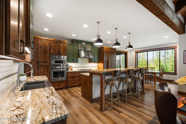 1569 Gooby Rd, Sandpoint, ID 83864