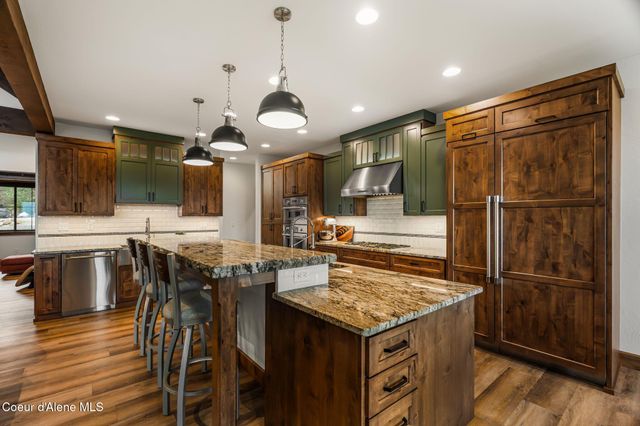 1569 Gooby Rd, Sandpoint, ID 83864