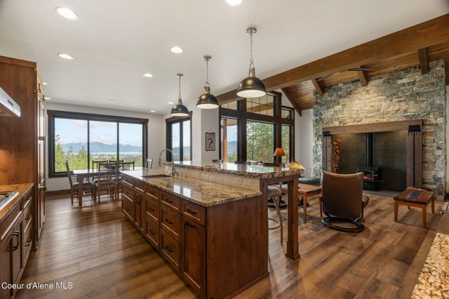 1569 Gooby Rd, Sandpoint, ID 83864