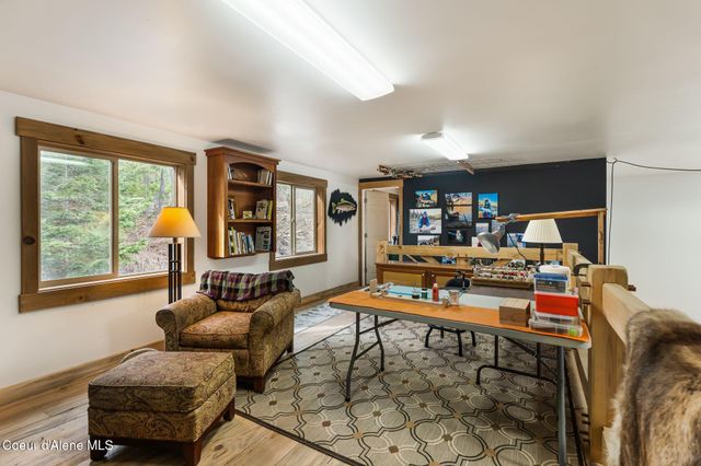 1569 Gooby Rd, Sandpoint, ID 83864