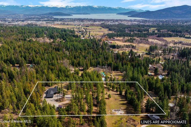 1569 Gooby Rd, Sandpoint, ID 83864