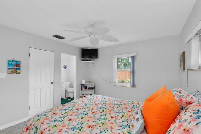55 A DOLPHIN DRIVE, Treasure Island, FL 33706