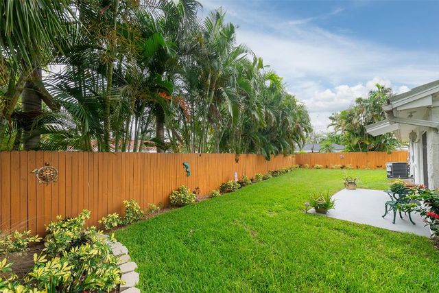 55 A DOLPHIN DRIVE, Treasure Island, FL 33706