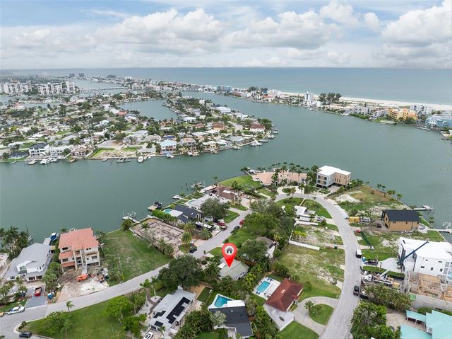 55 A DOLPHIN DRIVE, Treasure Island, FL 33706