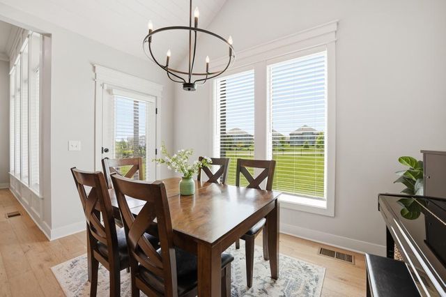 15291 W 172nd Place, Olathe, KS 66062