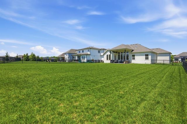 15291 W 172nd Place, Olathe, KS 66062