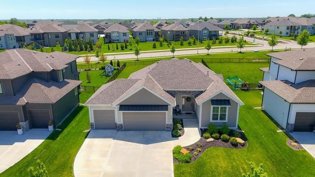 15291 W 172nd Place, Olathe, KS 66062
