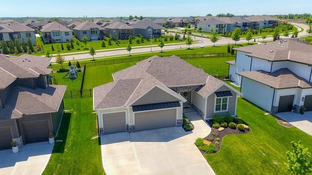 15291 W 172nd Place, Olathe, KS 66062