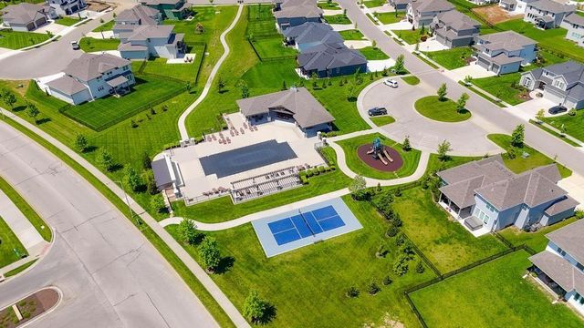 15291 W 172nd Place, Olathe, KS 66062