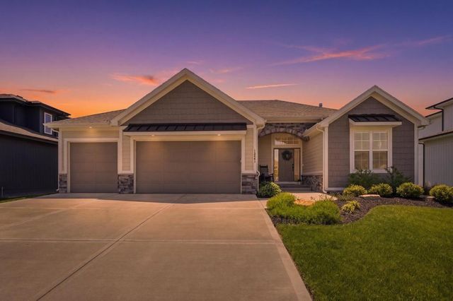 15291 W 172nd Place, Olathe, KS 66062