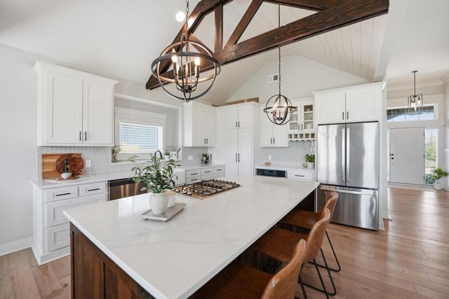 15291 W 172nd Place, Olathe, KS 66062
