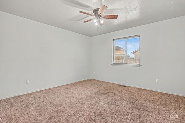 16603 N Fielding Way, Nampa, ID 83687