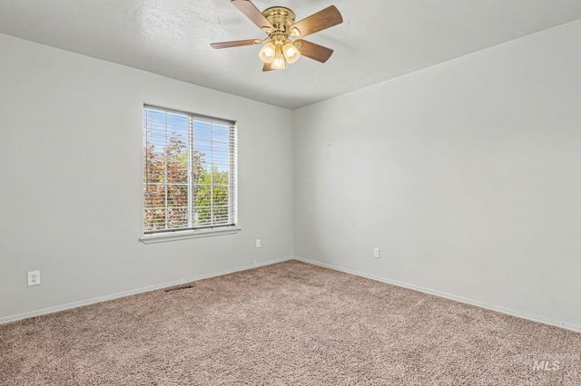 16603 N Fielding Way, Nampa, ID 83687