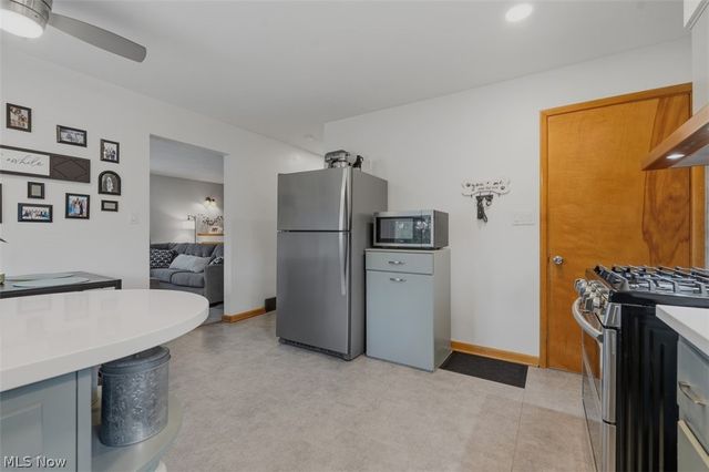 1366 Harris Highway, Parkersburg, WV 26101