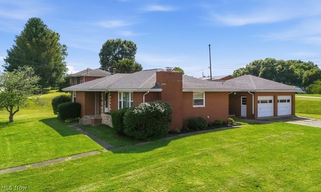 1366 Harris Highway, Parkersburg, WV 26101