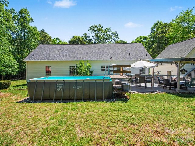 915 Ostwalt Amity Road, Statesville, NC 28677