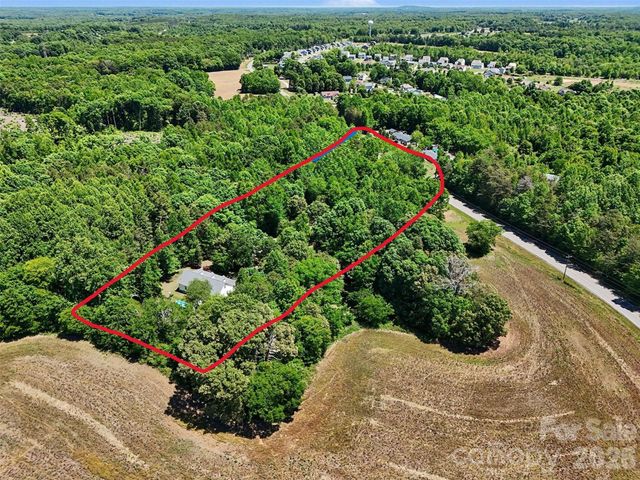 915 Ostwalt Amity Road, Statesville, NC 28677