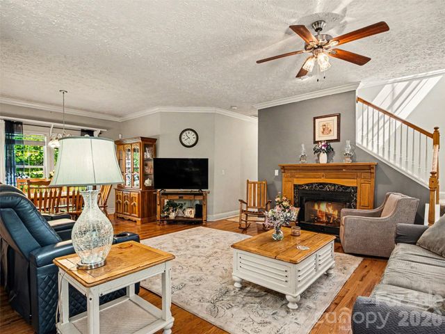 915 Ostwalt Amity Road, Statesville, NC 28677