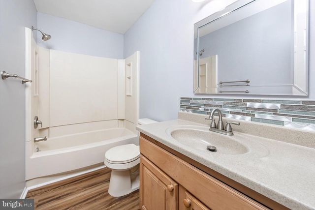448 DURHAM CT, West Deptford, NJ 08051