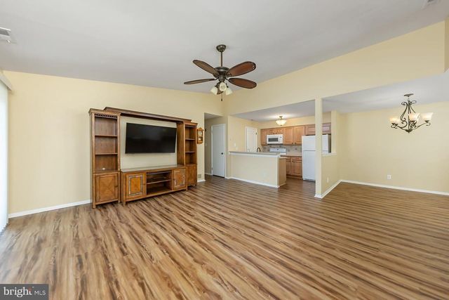 448 DURHAM CT, West Deptford, NJ 08051