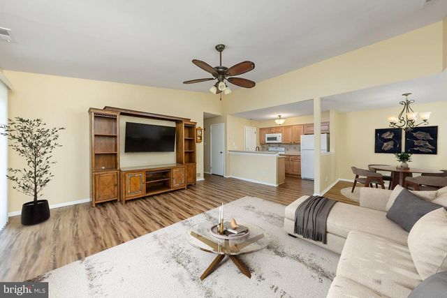448 DURHAM CT, West Deptford, NJ 08051
