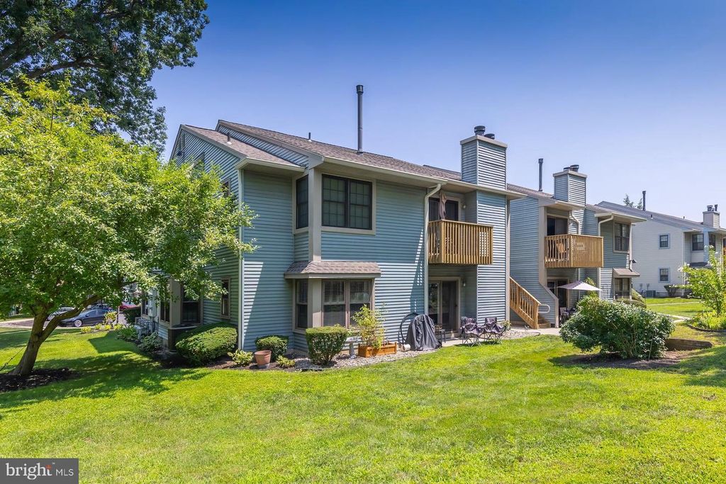 448 DURHAM CT, West Deptford, NJ 08051